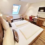 Landgasthof Rebstock 3*