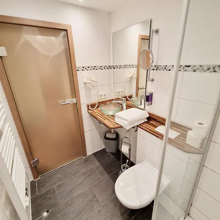 Landgasthof Rebstock 3*