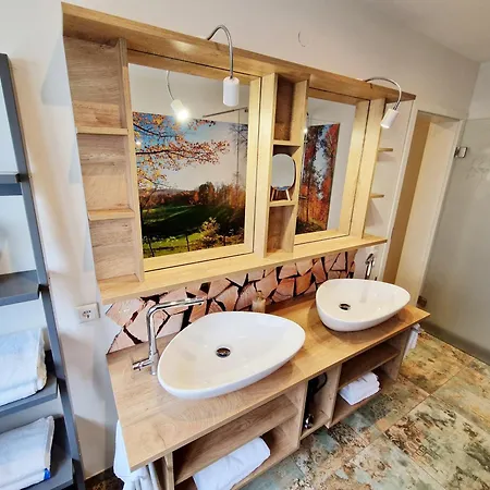 Inn Landgasthof Rebstock Ottenhofen im Schwarzwald