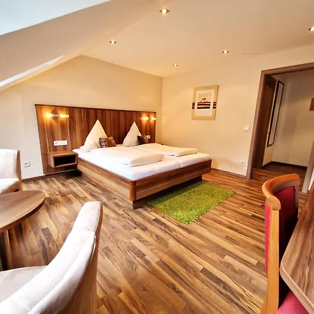 Locanda Landgasthof Rebstock Ottenhofen im Schwarzwald