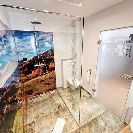 بيت ريفي Landgasthof Rebstock